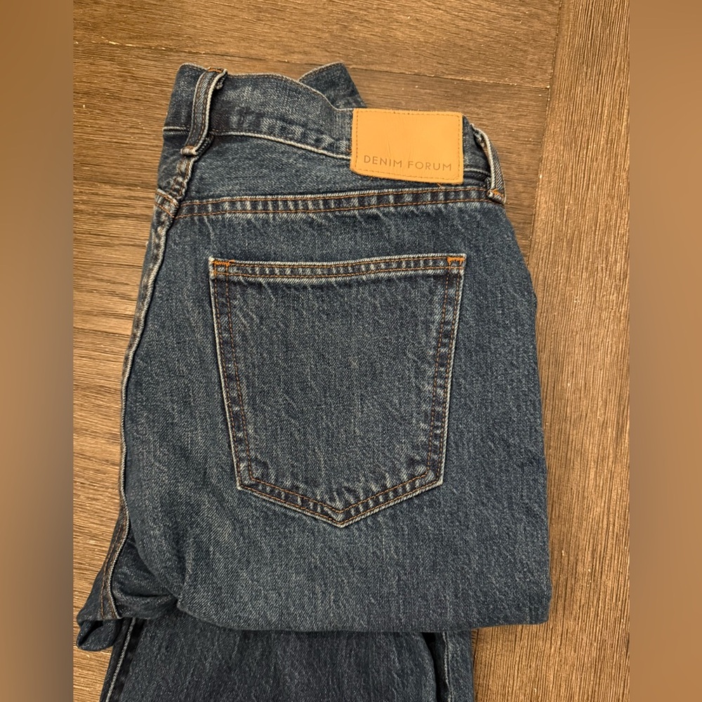 Classic Blue Women's Jeans - Picture 6 of 7